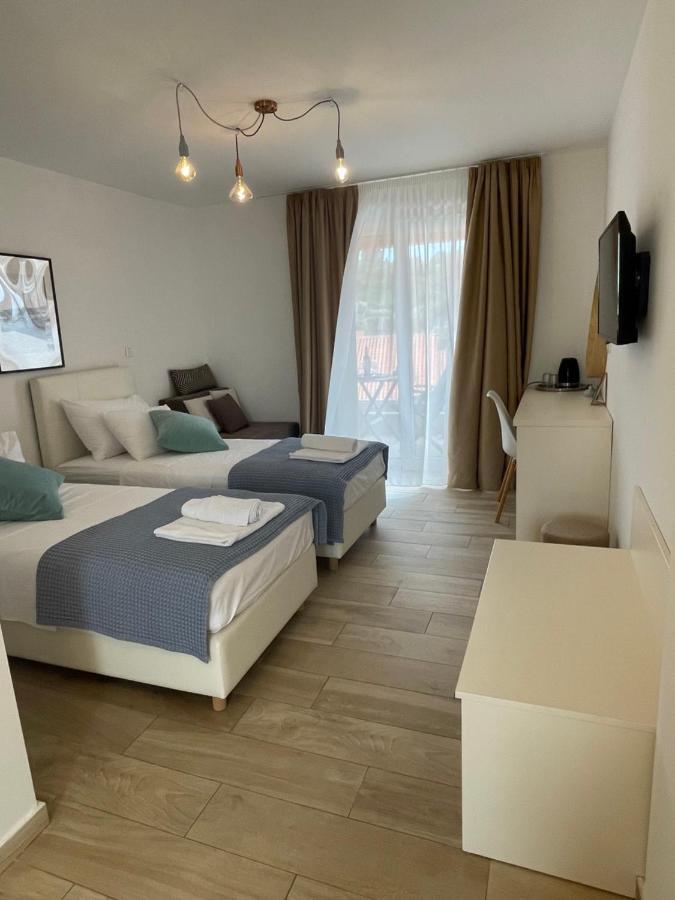 St. Nicholas Rooms Hvar Town Exterior foto