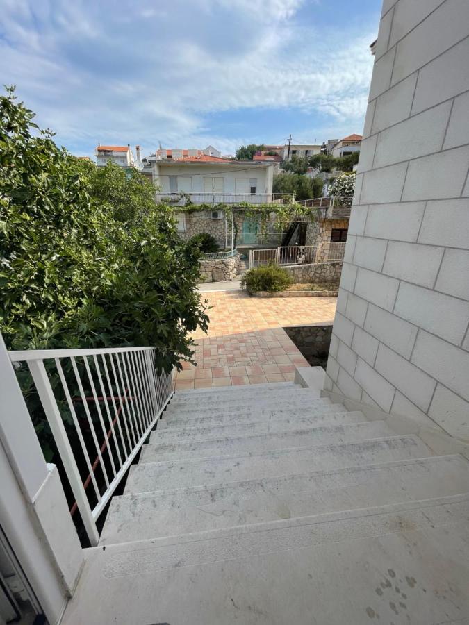 St. Nicholas Rooms Hvar Town Exterior foto